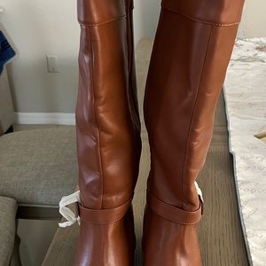 Boots size 7.5 new without tags or box